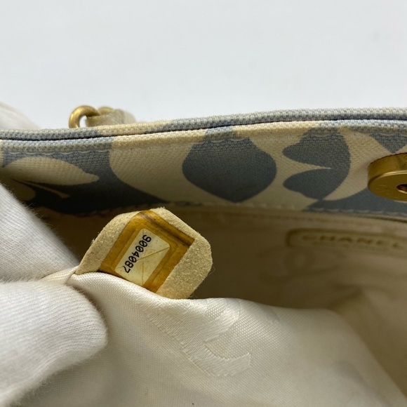 Chanel Clover Canvas Tote/Shoulder Bag - Picture 6 of 6